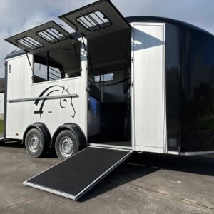 Cheval Liberte Maxi Living Signature Horsebox