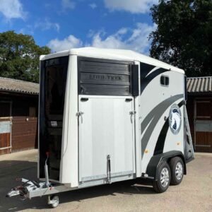 Equi-Trek Apollo Horsebox