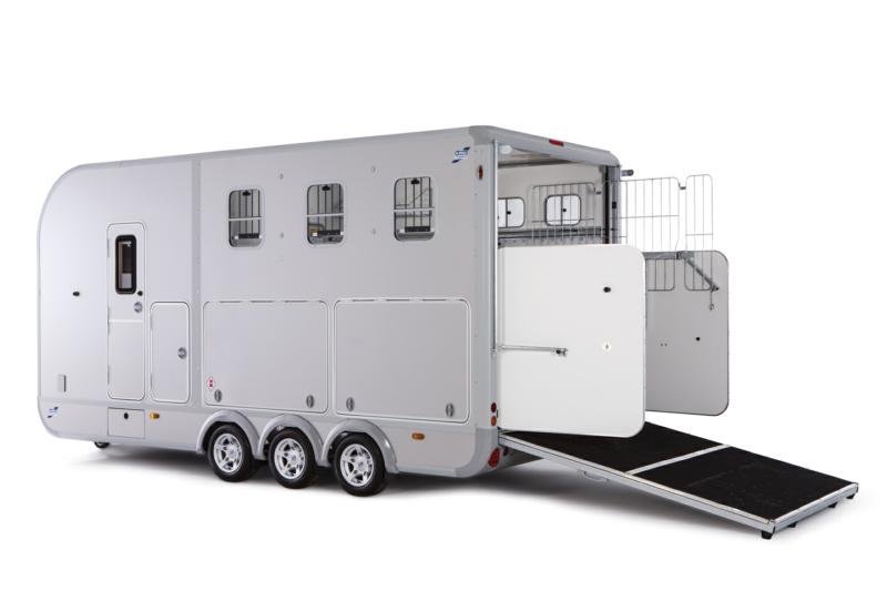Ifor Williams Eventa L Gold Horsebox